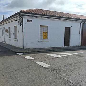  Venta de casas/chalet con terraza en La Bañeza