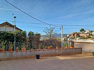 Foto Venta de casa con terraza en Esplugues de Llobregat, La Miranda