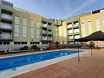 WhatsApp Image 2024-02-14 at 09.32.11.jpeg Venta de piso con piscina en Torrenueva