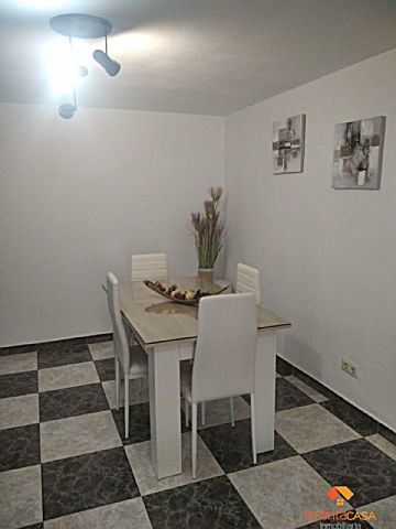  Venta de piso en Los Milagros-La Corchera (Mérida), Abadias