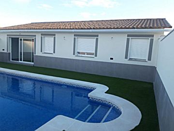 Foto Venta de casa con piscina en Puerto Lumbreras, Goñar