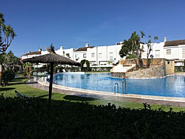 D37D1783-5728-4CE5-82B1-DD468ABE2031.jpeg Alquiler de casa con piscina y terraza en Chiclana de la Frontera, Real de la Barrosa