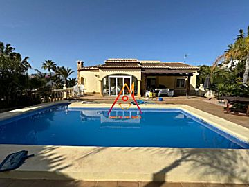 Imagen de WhatsApp 2024-04-12 a las 18.16.55_073ff282.jpg Venta de casa con piscina y terraza en Benitachell (EL Poble Nou de Benitatxell), flamingo hills
