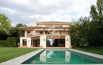 Imagen 1 Venta de casa con piscina en San Agustín del Guadalix