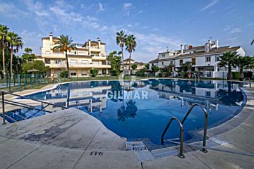 Imagen 1 Venta de piso con piscina y terraza en San Roque Golf Club
