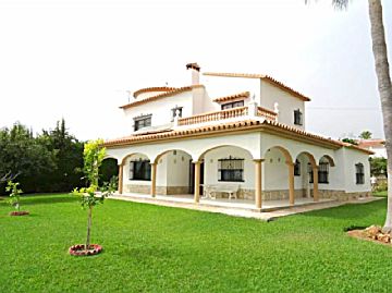 Imagen 1 Venta de casa con piscina en Mezquitilla (Vélez-Málaga (Municipio))
