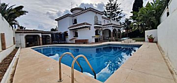 Foto Venta de casa con piscina y terraza en El Coto-Campo de Mijas, El Coto