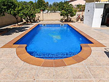 Foto Venta de casa con piscina y terraza en Albinyana, BONATERRA 2
